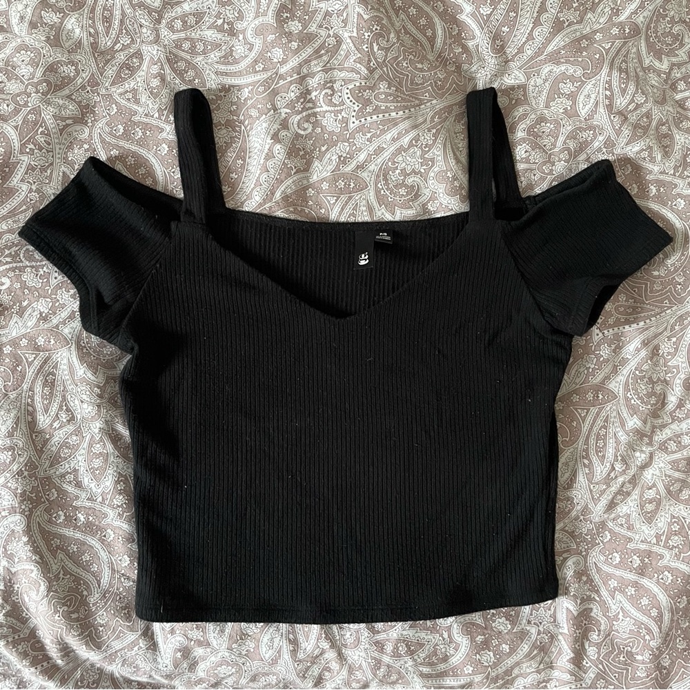 Black Off-Shoulder Ribbed Garage Top